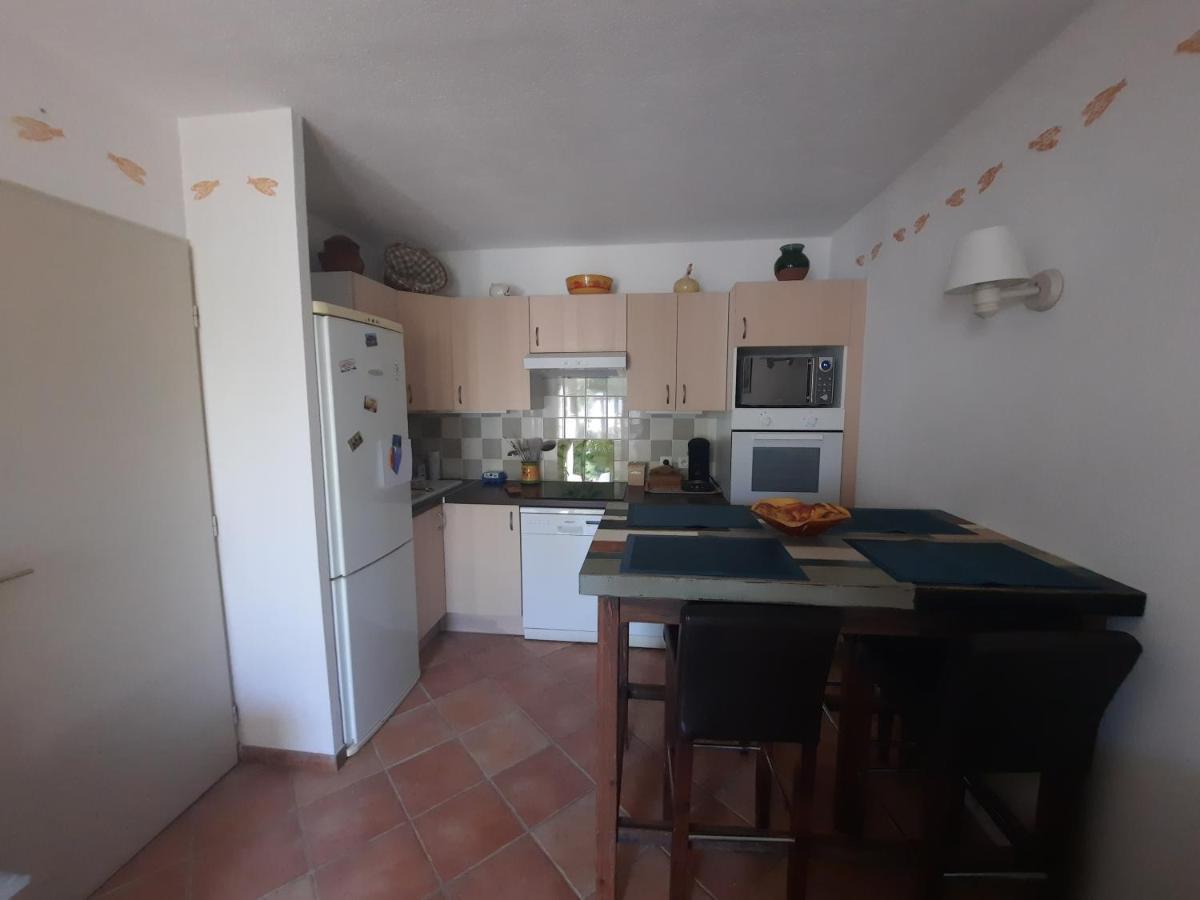 Petit Appartement Aux Stes Maries De La Mer Сент-Мари-де-ла-Мер Экстерьер фото